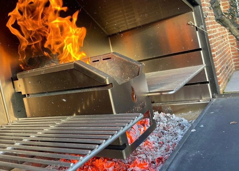 Le foyer en Inox 304 et en double paroi du barbecue Braai modèle autonome