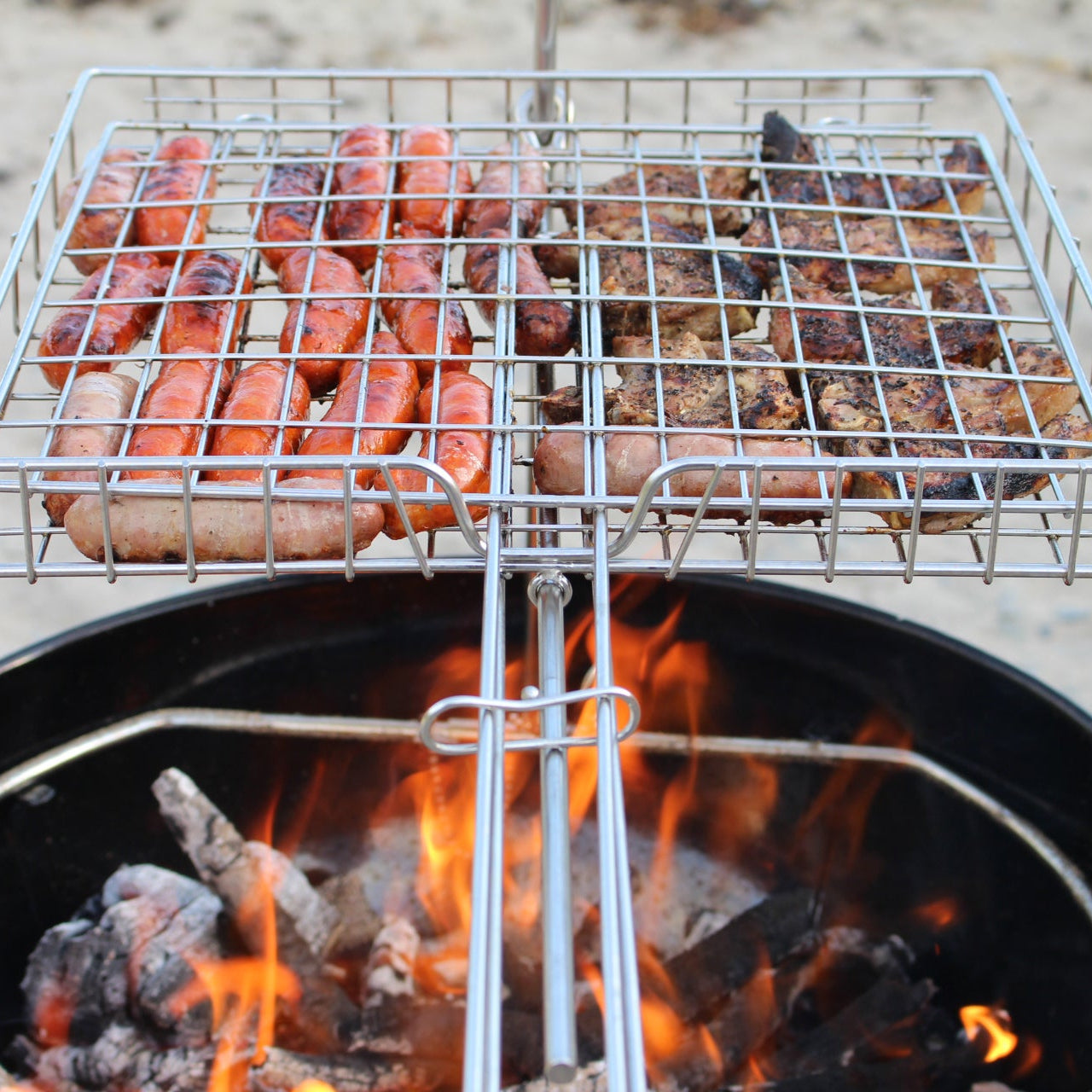 Braai - double grill for barbecue