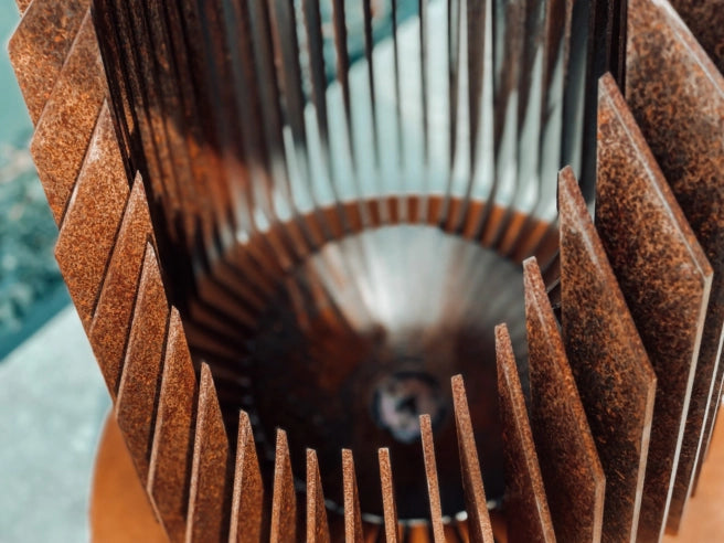Cheminée d’extérieure design en acier Corten - Magnus