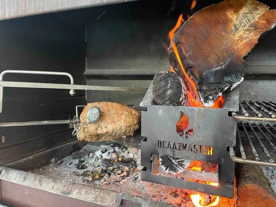 Rôtissoire du barbecue Braai Braaimaster