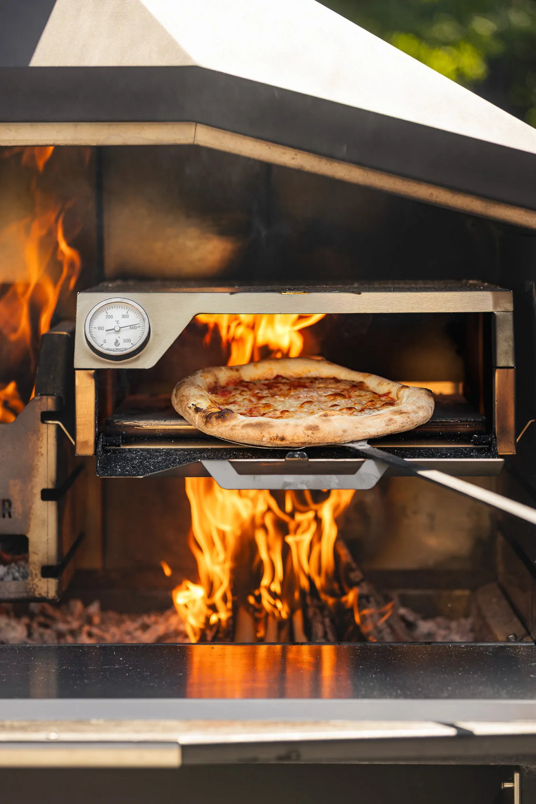 Four pizza pain - barbecue Braaimaster